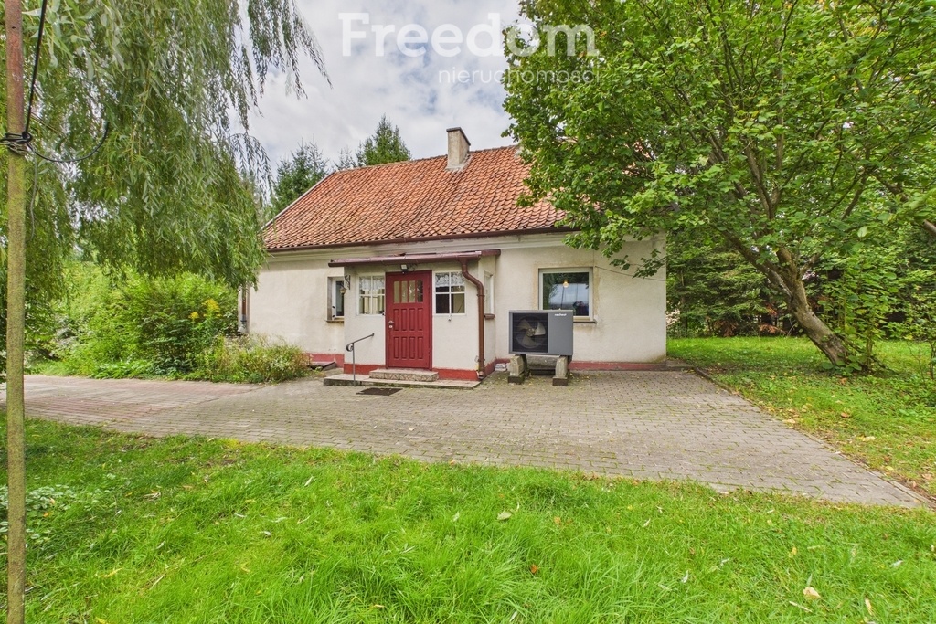 Elbląg FREEDOM NIERUCHOMOŚCISprzedam dom - Małdyty, Słoneczna. Na sprzedaż dwukondygnacyjny dom z 1930 roku, położony