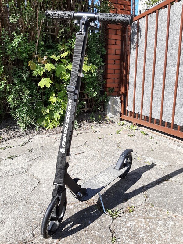 Elbląg Hulajnoga Raven Straight Black Silver 200mm