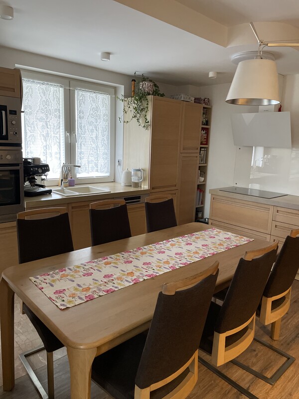 Elbląg Sprzedam (bez pośredników!!)4-pokojowe mieszkanie z tarasem i miejscem na parkingu podziemnym