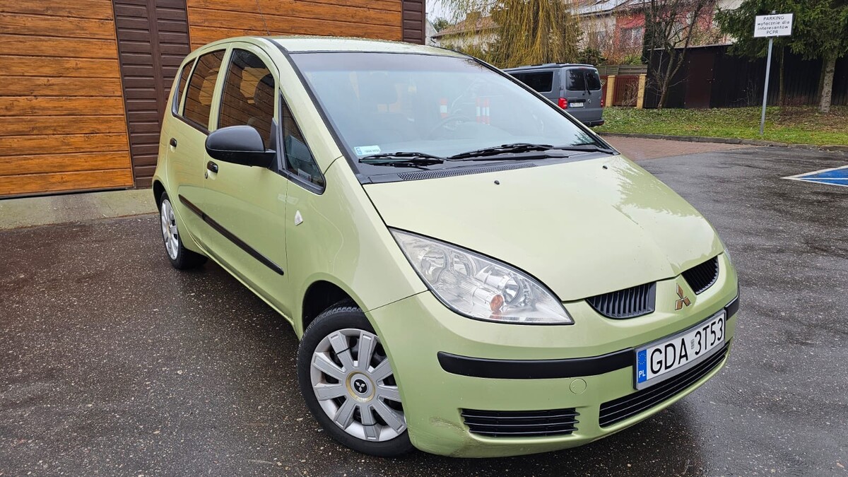 Elbląg Sprzedam Mitsubishi colt 2005 1.1 benzyna na łańcuszku.
Świeżo wyprana tapicerka
Klimatyzacja sprawna