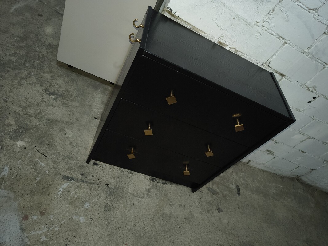 Elbląg Witam. Komoda szuflady czarna złote uchwyty wymiary komody : wys69cm/dł62/szer30cm