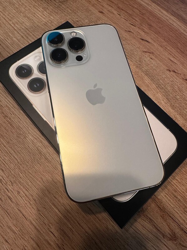 Elbląg Sprzedam iPhone 13 Pro 256 GB Złoty iPhone 13 Pro Pamięć: 256 GB Kolor: Złoty Kondycja baterii: 77% oryginalna