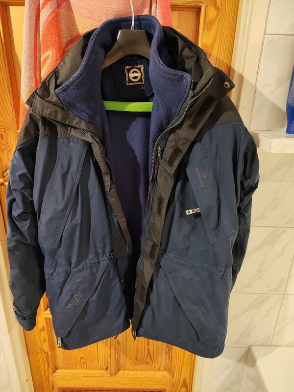 Elbląg Sprzedam kurtka narciarska Alpinus rozmiar L