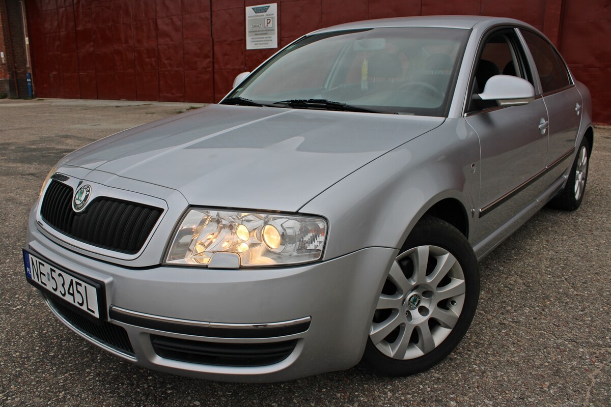 Elbląg SKODA SUPERB SILNIK : 2.0 115KM (zwykły 8V)Rok produkcji : 2008