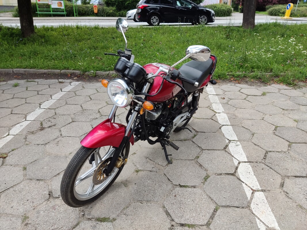 Elbląg Świeże Opłaty, Sprawny.. Motorower-Yamasaki 50,rok 2010,zarejestrowany na 50cm -nowy silnik 125cm, nowy wydech-