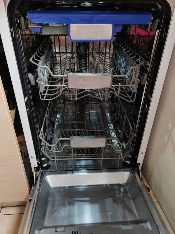 Elbląg Zmywarka do zabudowy marki Amica o szerokości 45 cm. Sprzęt używany. Szuflada na sztućce, krótki 60 min pełen