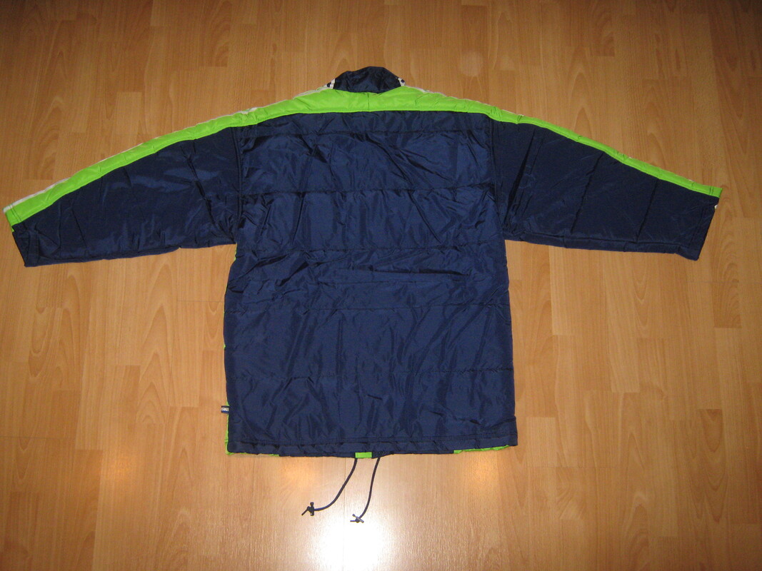 Elbląg Idealna na prezent Nowa oryginalna kurtka Adidas nietrafiony prezent rozmiar niemiecki 6 pasuje dla młodzieży i