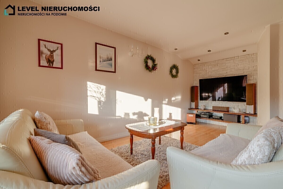 Elbląg LEVEL NIERUCHOMOŚCI Mieszkanie dwupoziomowe, czteropokojowe ul. Nitschmanna, Elbląg