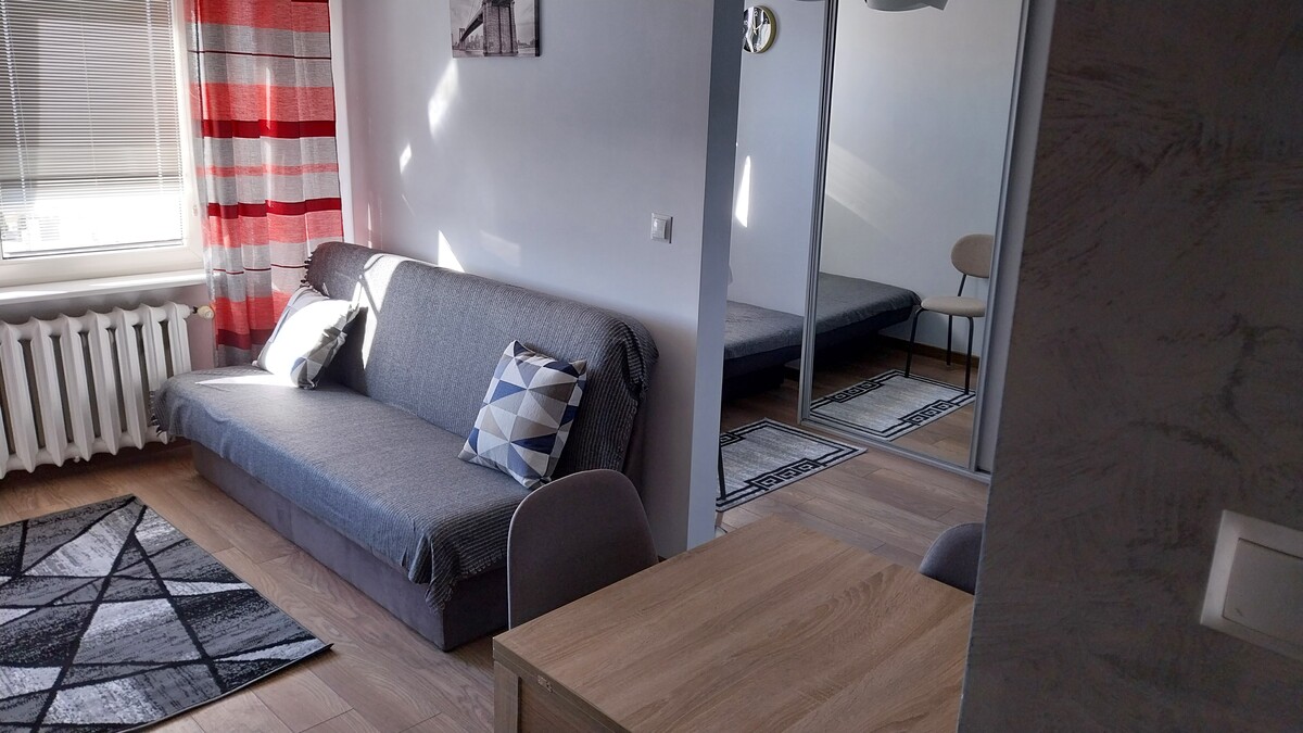 Elbląg 🏡 KAWALERKA – 2 Pokoje do wynajęcia! 🌟