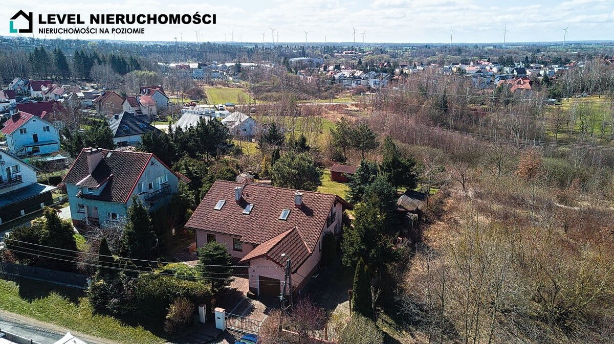 Elbląg LEVEL NIERUCHOMOŚCI Dom z dużą działką w Pasłękuul. Traugutta NIERUCHOMOŚCI NA POZIOMIE