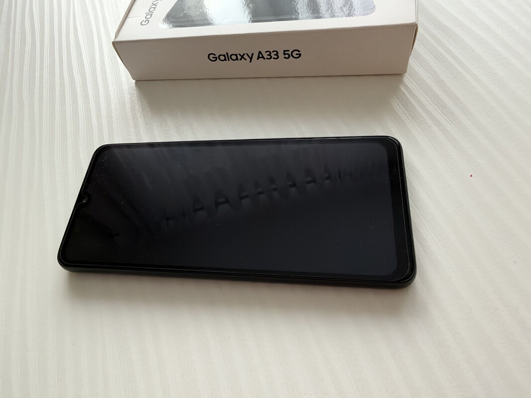 Elbląg Sprzedam smartfon Samsung A33 5G, stan bardzo dobry/idealny. Od nowości noszony w etui i ze szkłem na ekranie.