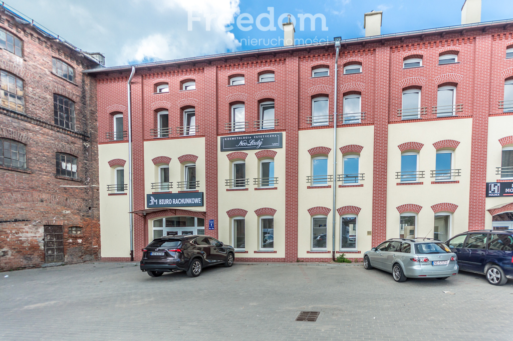 Elbląg FREEDOM NIERUCHOMOŚCIWynajmę lokal użytkowy - Elbląg, Zacisze. Lokal usługowy w centrum Elbląga – przestrzeń dla