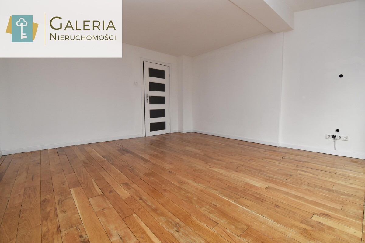 Elbląg GALERIA NIERUCHOMOŚCIZ pasji i miłości do nieruchomościNa sprzedaż: Dwupoziomowe mieszkanie z balkonem i