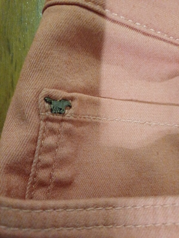 Elbląg Spodnie MUSTANG rozmiar 38,na wiosnę, cieńszy materiał, ładny brzoskwiniowy kolor, stan idealny