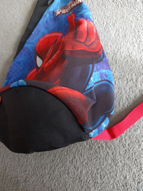 Elbląg Sprzedam plecak na jedno ramię dla chłopca. Stan dobry pokazane zszycie przy zamku. Kontakt sms