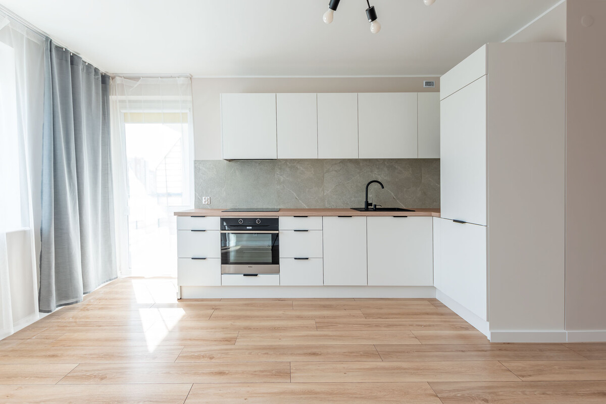 Elbląg WGN Nieruchomości - Oddział Elbląg prezentuje na wynajem mieszkanie w nowym budownictwie z 2005, przy ul.