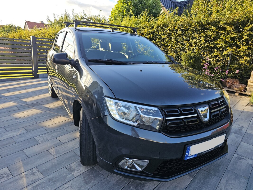 Elbląg DACIA SANDERO – Praktyczny kompakt z 2017 roku, idealny do codziennego użytkowania. Samochód w wersji SL