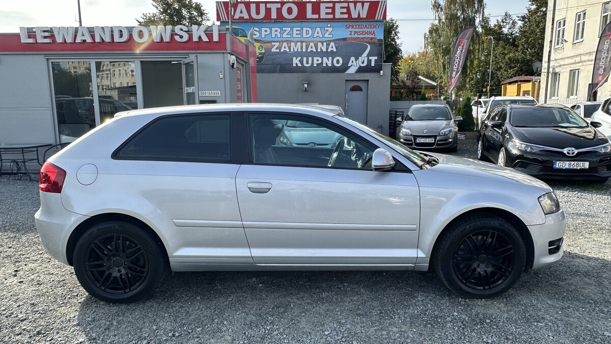 Elbląg Auto Leew LEWANDOWSKI Kupujemy i Sprzedajemy tylko dobre auta Za auta z Polskiego Salonu Płacimy Najwięcej AUDI
