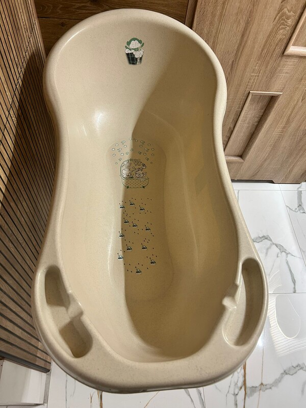 Elbląg Oddamy za darmo wanienkę wraz ze stelażem.