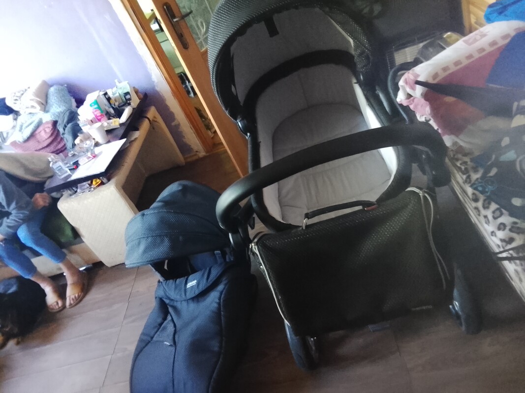 Elbląg Sprzedam używany wózek 2 częściowy widoczne ślady użytkowania JUNAMA CZRNO SREBRNY CENA DO NEGOCJACJU