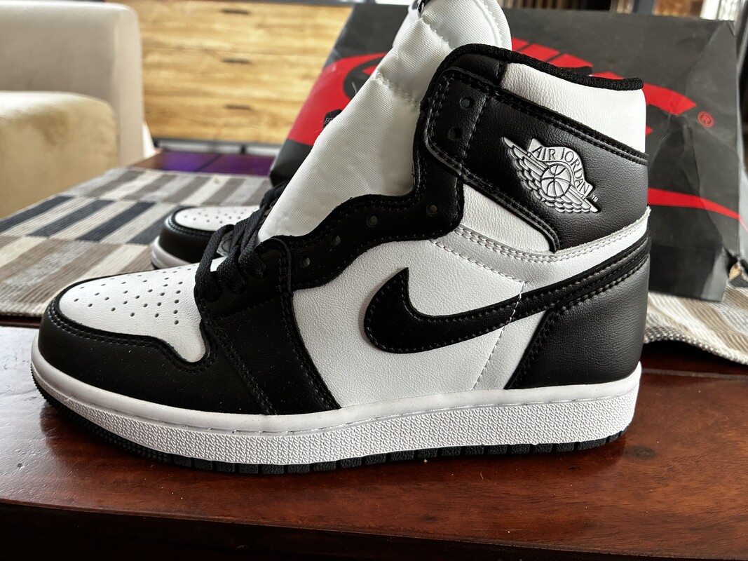 Elbląg Sprzedam nowe, nieużywane buty NIKE Air Jordan, w rozmiarze 37,5.