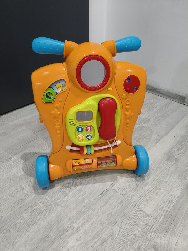 Elbląg Sprzedam Chodzik interaktywny 2 w 1 w bardzo dobrym stanie, używany krótko przez jedno dziecko. Posiadam