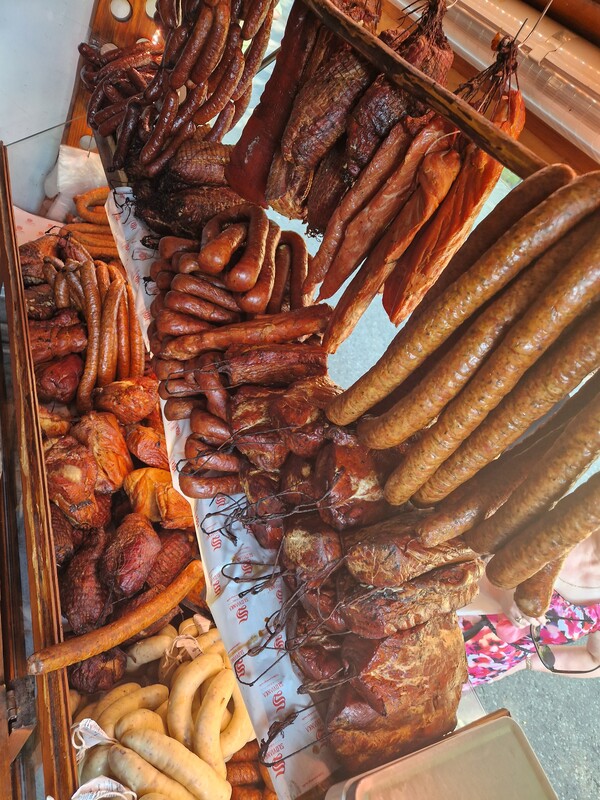 Elbląg Ogłoszenie o pracęTytuł: Rzeźnik / Wędzarz / Kutrowy – Stabilna praca, elastyczne dni! (Nowakowo)Treść