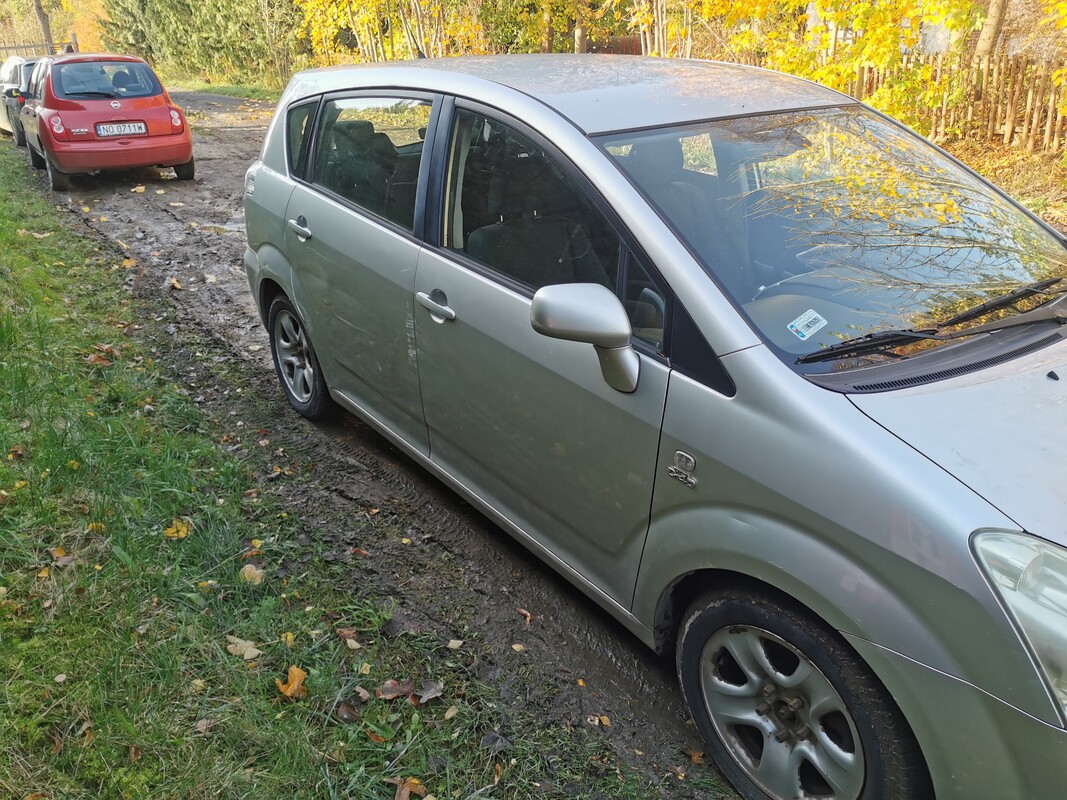 Elbląg Witam serdecznie, sprzedam Toyotę corolla verso 2004 r. 250tys. 2.0D4D przebiegu więcej informacji udzielę