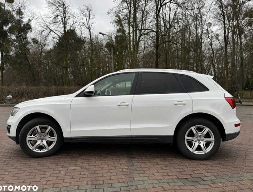 Elbląg Witam, sprzedam Audi Q5 2.0 TDI Quattro. Auto sprawne. Olej w skrzyni wymieniony 2 miesiące temu. Rozrząd