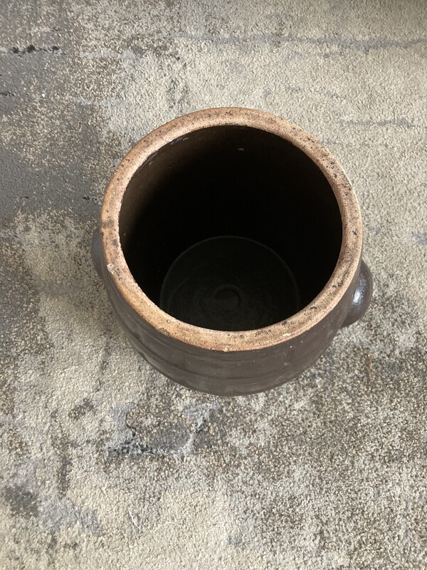 Elbląg Sprzedam 7l beczkę kamionkę w bardzo dobrym stanie. Beczka posiada 2 uchwyty. Idealna do kwaszenia kapusty.