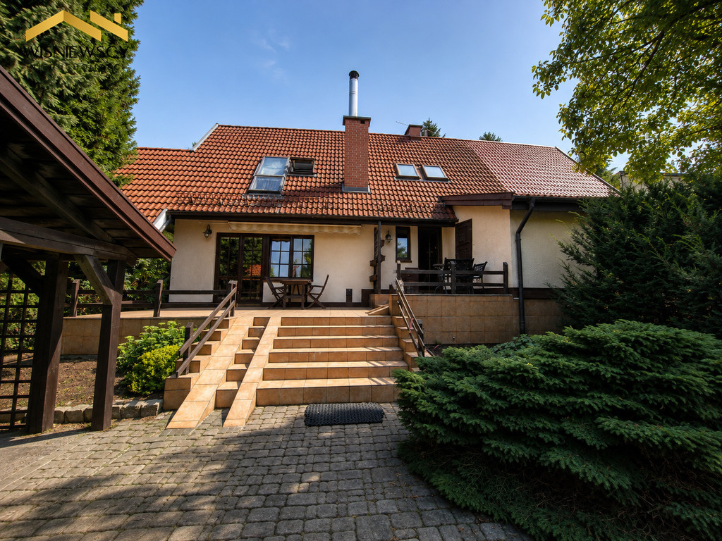 Elbląg WIŚNIEWSCY NIERUCHOMOŚCI Sp. z o.o.Sprzedam dom - Elbląg, Hodowlana. Oferta Na sprzedaż wyjątkowy dom w