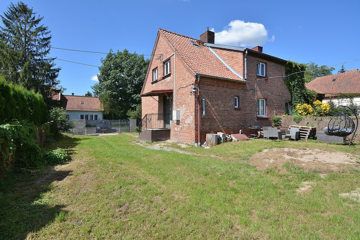 Elbląg NA SPRZEDAŻ DOM BLIŹNIAK PO REMONCIE NA DZIAŁCE 1209 M2 W GRONOWIE ELBLĄSKIM, 12 KM OD ELBLĄGA. WGN -