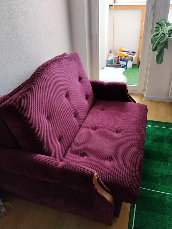 Elbląg Sprzedam amerykankę/rozkładaną sofę.
Stan bardzo dobry.
Odbiór osobisty w centrum Elbląga.