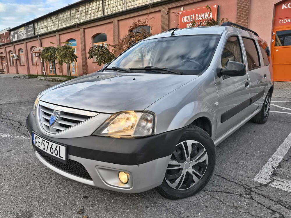 Elbląg Dacia Logan MCVSilnik : 1.5 dCi 86PSWersja : 7 osobowa
