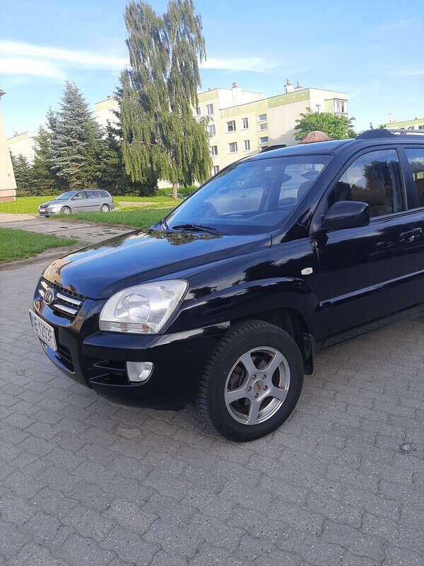 Elbląg Sprzedam kia sportage, sześć poduszek powietrznych, skrzynia szesciobiegowa, skórzana tapicerka, nawigacja,