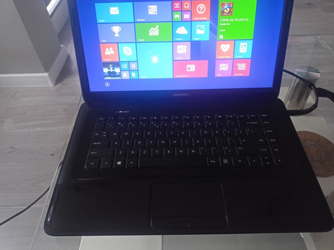 Elbląg Sprzedam laptopa + urządzenie wielofunkcyjne.