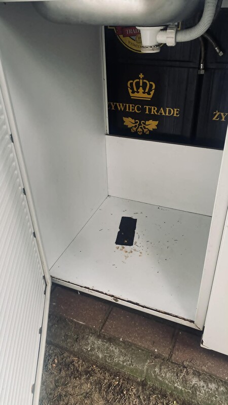 Elbląg MK-100 minikuchnia miniblok zestaw 4w1 lodówka zlewozmywak kuchenka
Składa się z szafki, lodówki, zlewozmywaka
