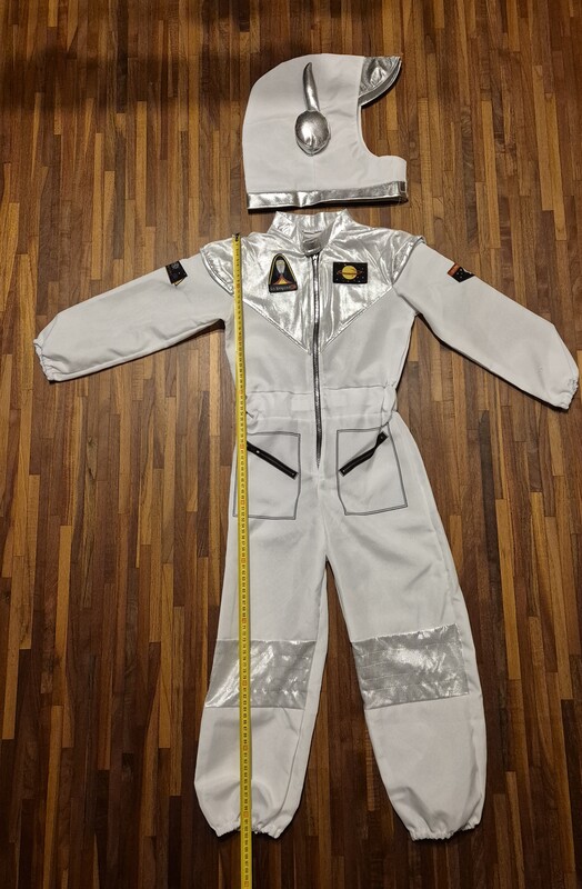 Elbląg Kostium astronauty, po jednym dziecku, uzyty jeden raz. Stan bardzo dobry. Doskonały strój na imprezy tematyczne
