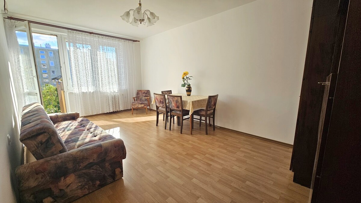 Elbląg KWADRAT NIERUCHOMOŚCI2 POKOJOWEBALKONCENTRUMBLISKO STARÓWKIDOSTĘPNE OD ZARAZ