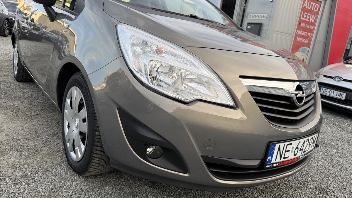 Elbląg Auto Leew LEWANDOWSKI Kupujemy i Sprzedajemy tylko dobre auta Za auta z Polskiego Salonu Płacimy Najwięcej OPEL