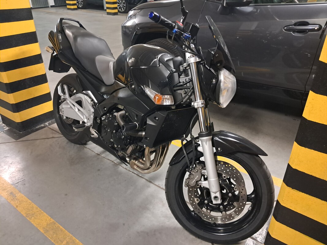 Elbląg Sprzedam motocykl Suzuki GSR600,2007 rok, stan bardzo dobry, przebieg 48 000 km, garażowany, nowa opona,