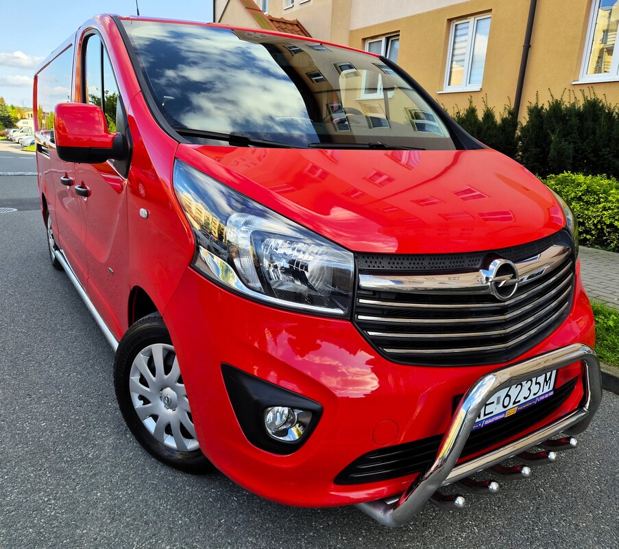Elbląg Opel Vivaro-B Long 1.6Diesel 120K 2016Rok 6-Cio Osobowy Bogata Opcja Wyposażenia Elektryczne Szyby Elektryczne