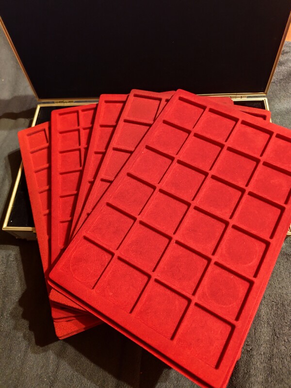 Elbląg Kupię monety polskie i z innych krajów srebrne jak i obiegowe, banknoty oraz akcesoria albumy klasery walizki