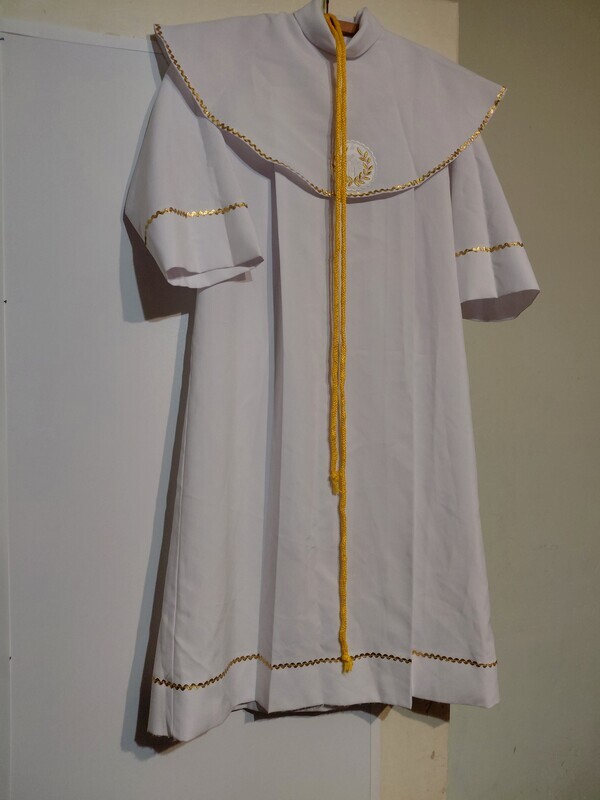 Elbląg Sprzedam Alby cena za 2 sztuki możliwość kupienia osobno 
Alba ze złotym sznurem 200zł Wzrost 106 Klatka