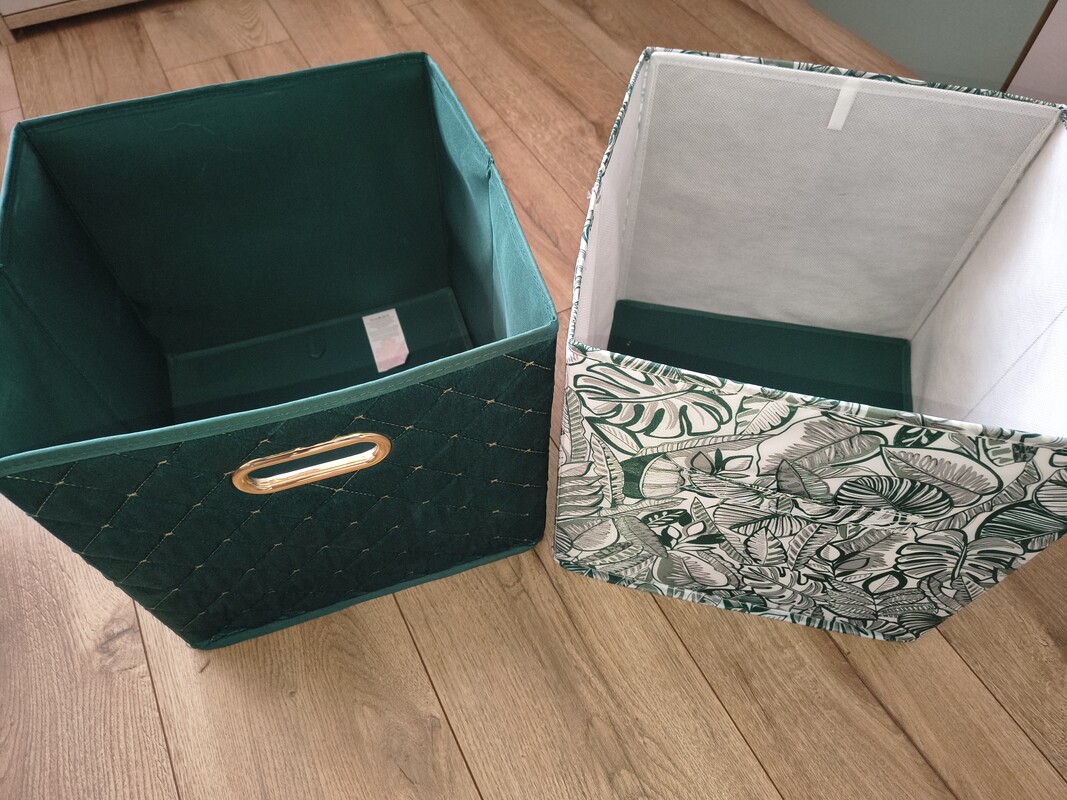 Elbląg Witam. Eleganckie organizery, pudełka składane w kolorze green ( całosc ) 30 zł. Brak rezerwacji