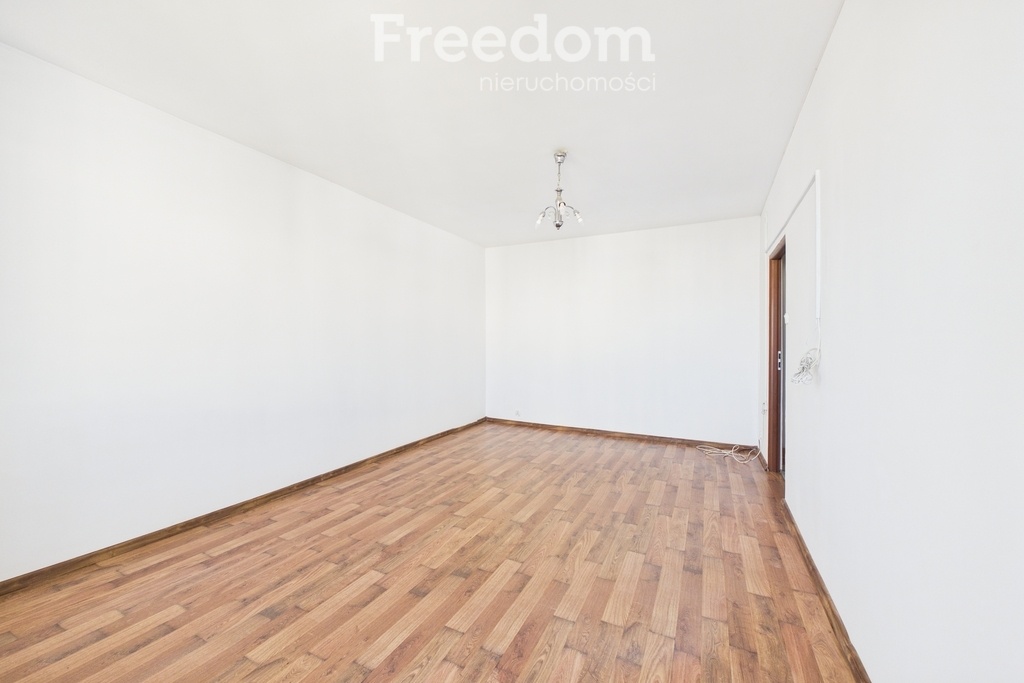 Elbląg FREEDOM NIERUCHOMOŚCISprzedam mieszkanie - Elbląg, Ogólna. Mieszkanie składa się z dwóch pokoi, kuchni,