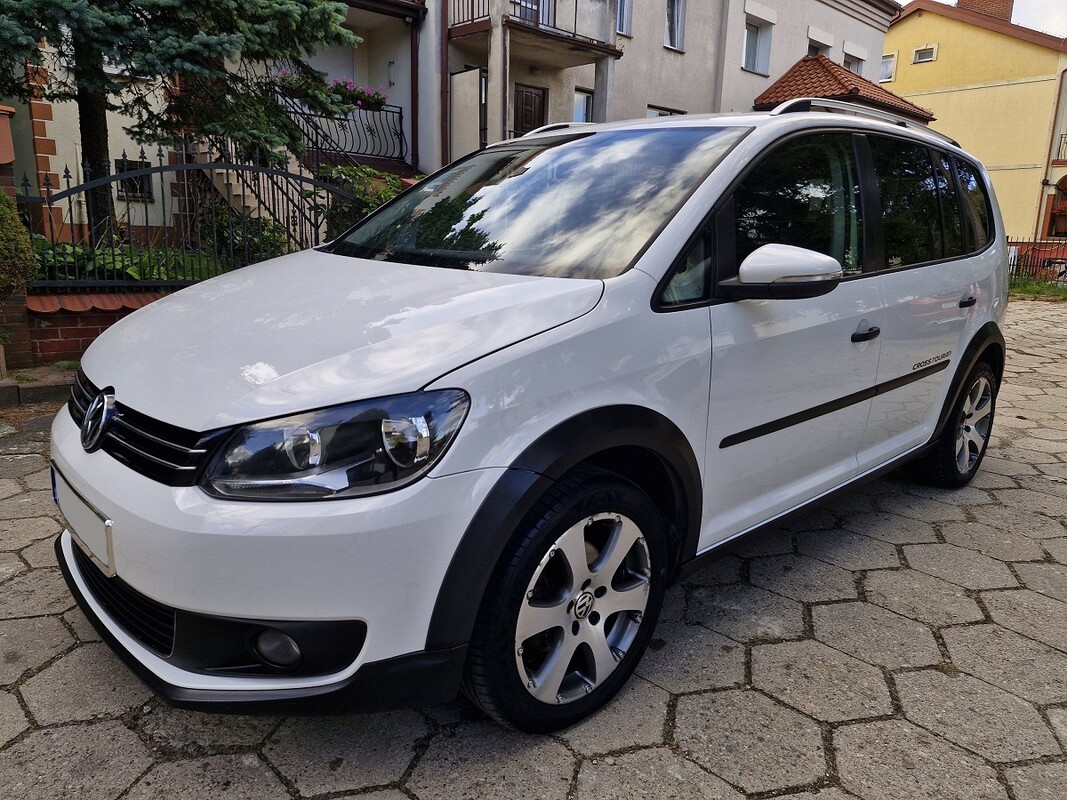 Elbląg Volkswagen Touran Cross1.6 TDIModel 2014KlimatronikAlufelgiKupiony w Polskim Salonie