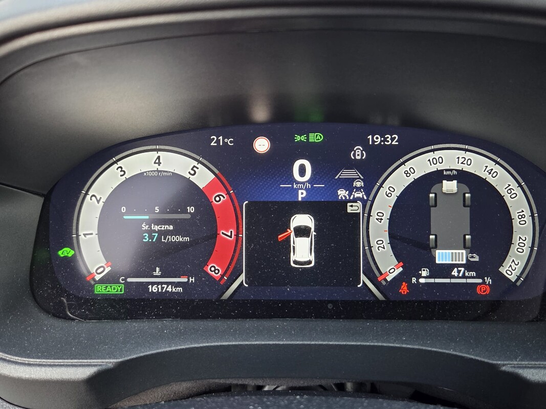 Elbląg Sprzedam Toyotę Yaris GR Sport, którą kupiłam z salonu w maju 2024r. Stan idealny, z małym przebiegiem,