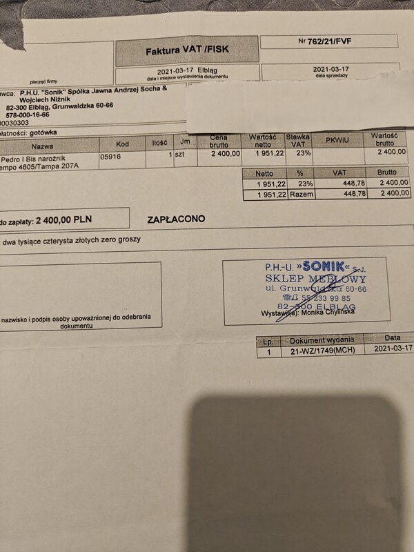 Elbląg Wygodna, narożna kanapa z funkcją spania, z dużym pojemnikiem na pościel. Mebel jest w dobrym stanie, .