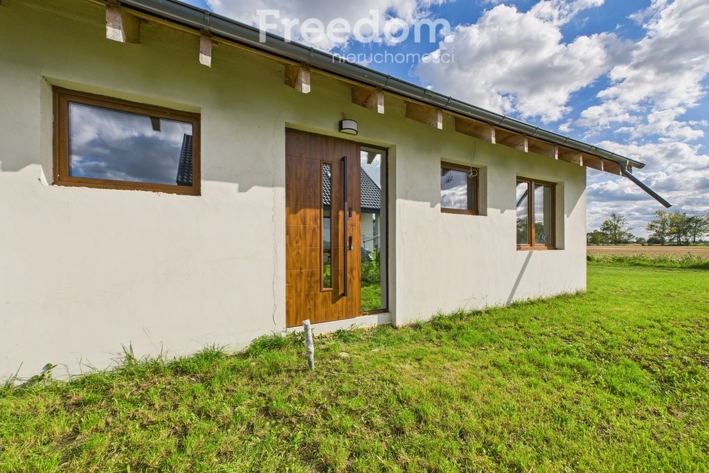 Elbląg FREEDOM NIERUCHOMOŚCISprzedam dom - Nowy dwór gdański. Oferuję na sprzedaż jednopiętrowy dom wolnostojący